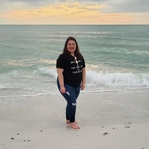 Meet your Posher, Jasmine